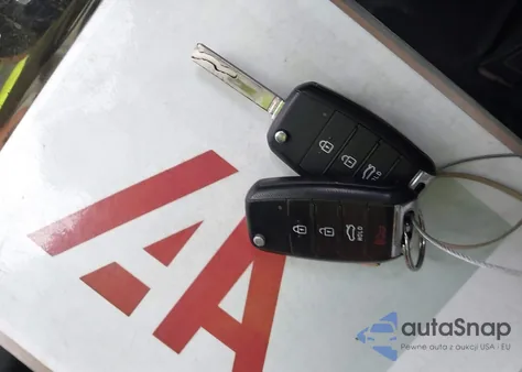 2016 Kia Optima Lx z USA, uszkodzony, nr VIN 5XXGT4L34GG016651